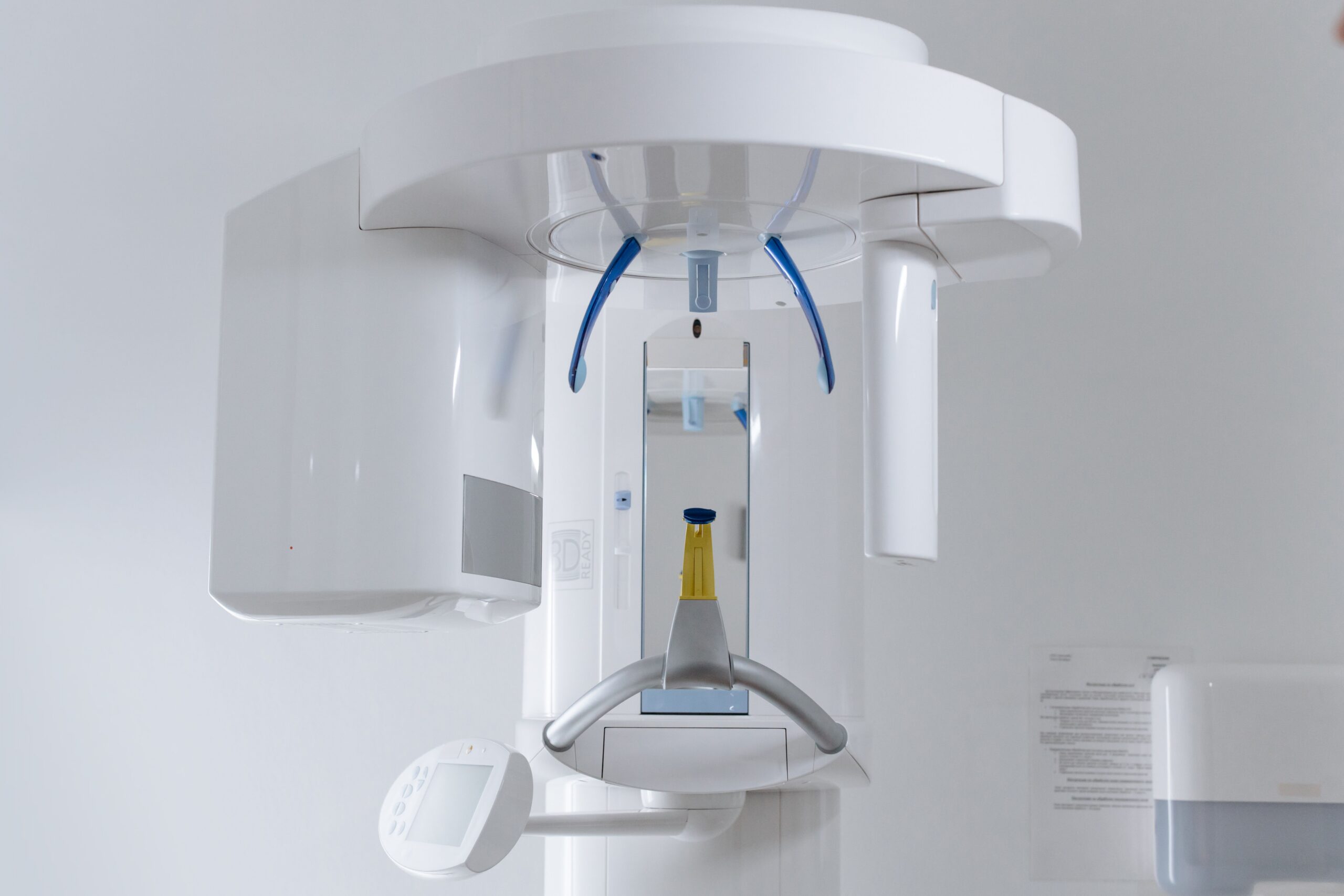 Mammographe, appareil de mammographie utilise dans un cabinet medical